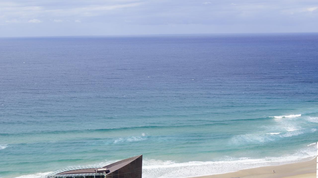 Private Apartment With Ocean Views At Q1 Resort Gold Coast Exterior foto